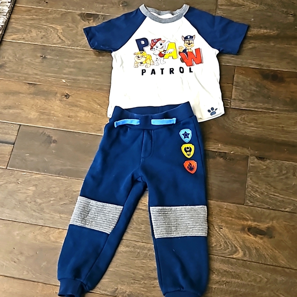 PAW PATROL 3 PIECES SET IN EXCELLENT CONDITION